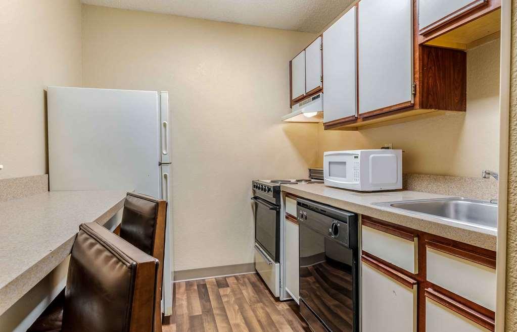 Extended Stay America Suites - Evansville - East Chambre photo